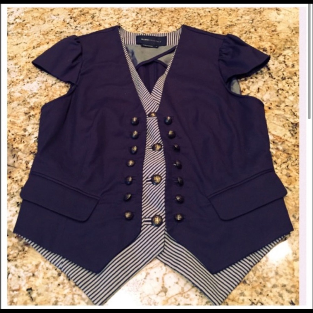 BCBG Maxaxria Capsleeve Vest